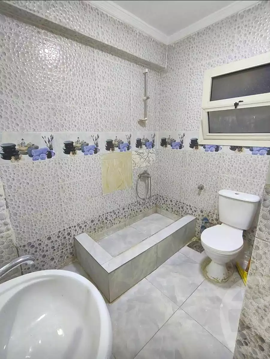 https://aqarmap.com.eg/ar/listing/7082819-for-sale-alexandria-el-asafra-l-sfr-bhry