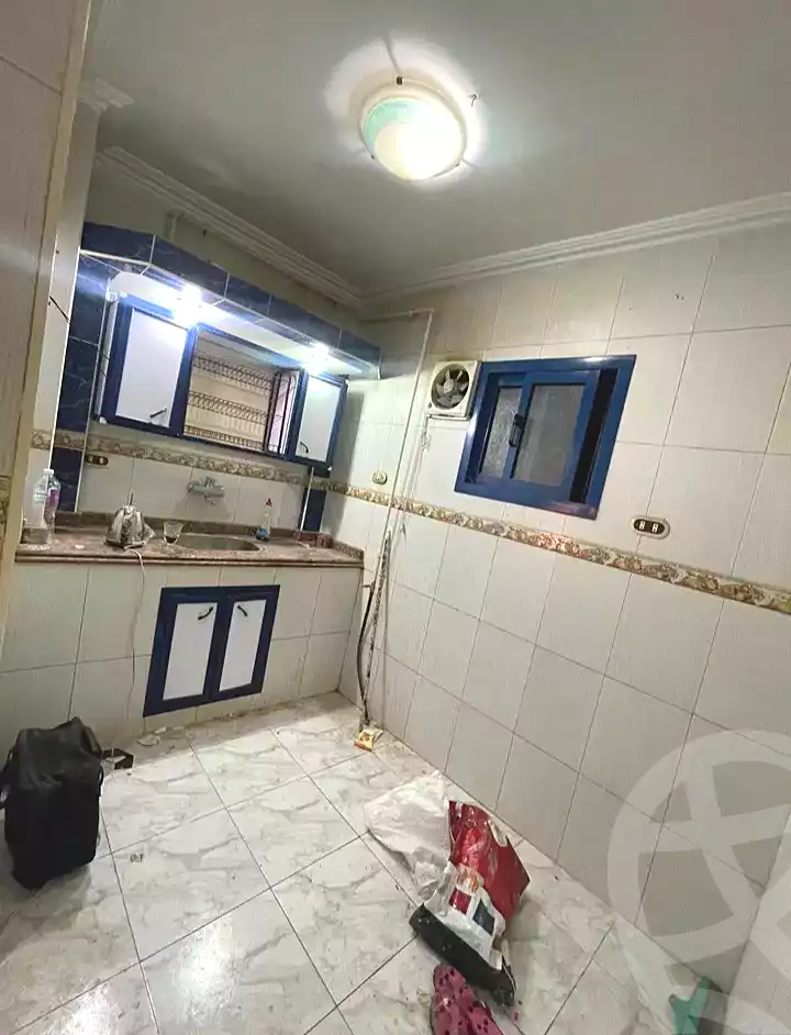 https://aqarmap.com.eg/ar/listing/7082930-for-sale-alexandria-al-agamy-lbytsh-mecca-st