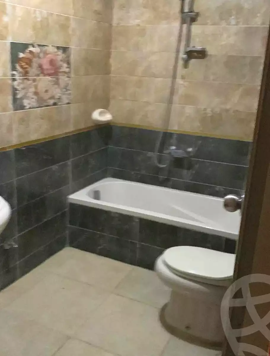 https://aqarmap.com.eg/ar/listing/7083010-for-sale-alexandria-sydy-bshr-sydy-bshr-bhry-shr-mhmd-njyb