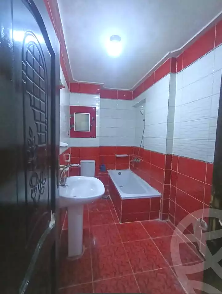 https://aqarmap.com.eg/en/listing/7083032-for-sale-alexandria-al-agamy-el-hanouvel-al-haded-we-al-soulb-st