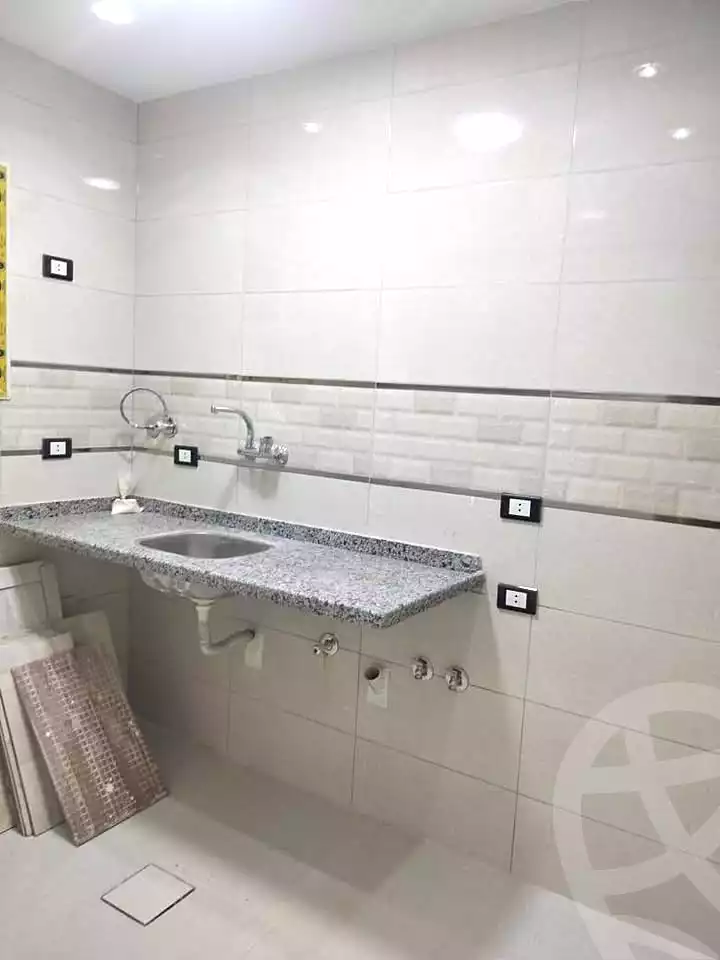 https://aqarmap.com.eg/en/listing/7075640-for-sale-alexandria-al-agamy-el-hanouvel-kasr-al-quiri-st-1