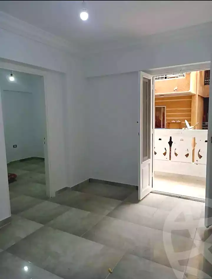 https://aqarmap.com.eg/en/listing/7083318-for-sale-alexandria-al-agamy-bw-ywsf-hosni-mubarak-st