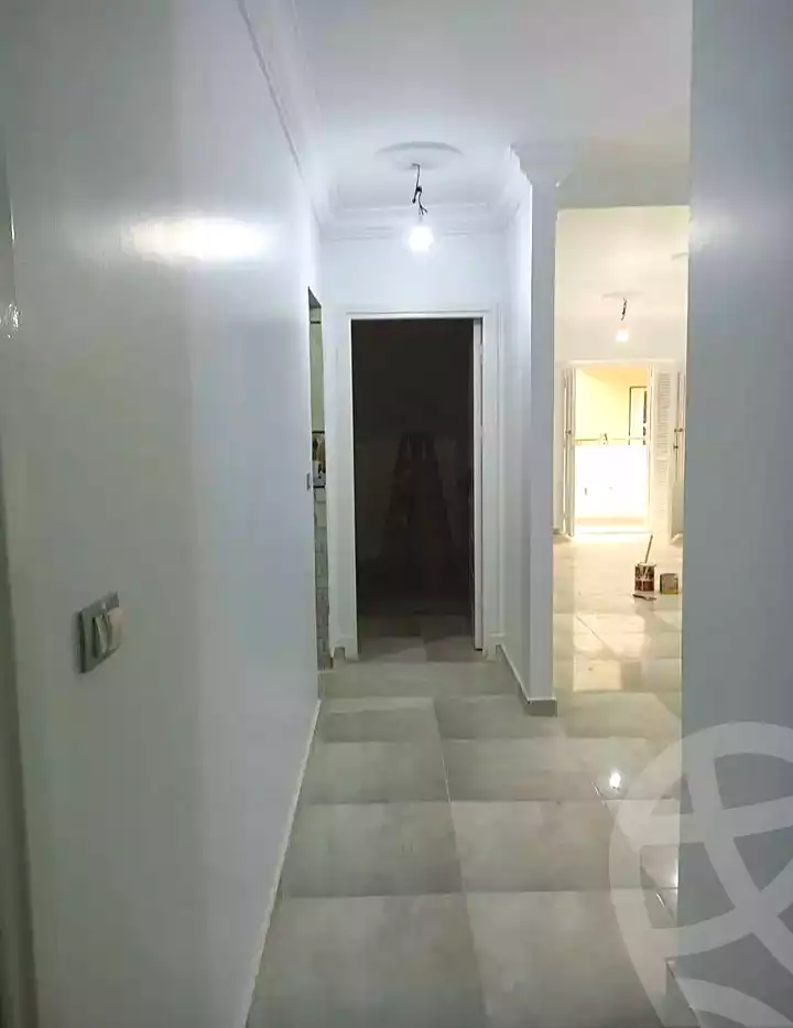 https://aqarmap.com.eg/en/listing/7083318-for-sale-alexandria-al-agamy-bw-ywsf-hosni-mubarak-st