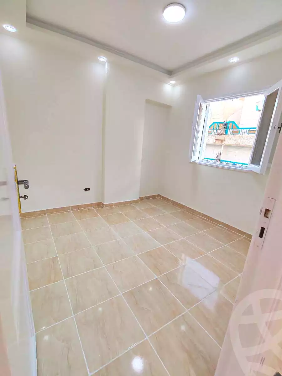 https://aqarmap.com.eg/en/listing/7083466-for-sale-alexandria-al-agamy-shataa-el-nakheel