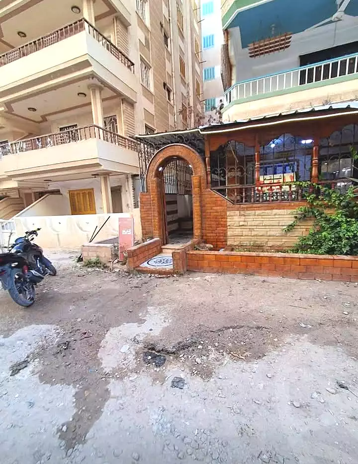 https://aqarmap.com.eg/ar/listing/7083557-for-sale-alexandria-al-agamy-shataa-el-nakheel