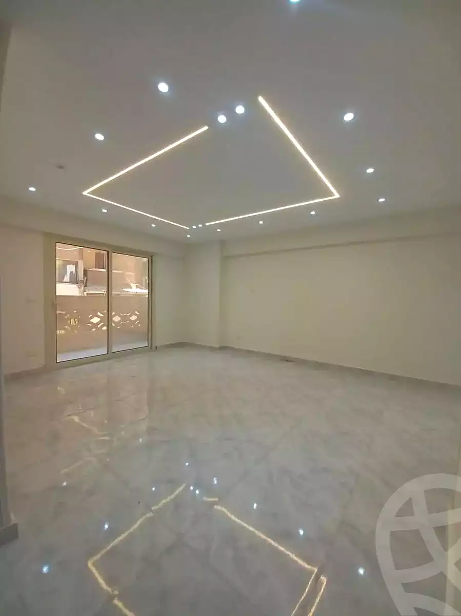 https://aqarmap.com.eg/ar/listing/7083682-for-sale-alexandria-sydy-bshr-sydy-bshr-bhry-shr-mhmd-njyb