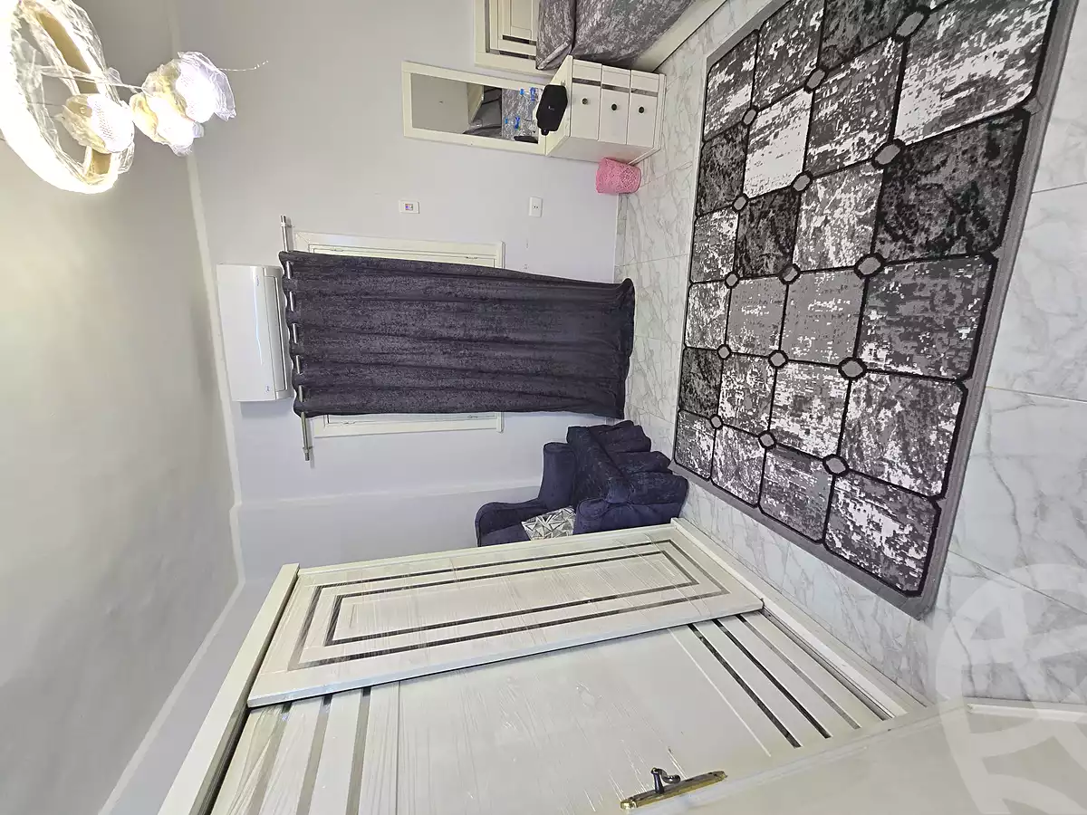 https://aqarmap.com.eg/en/listing/7083742-for-rent-cairo-manial-manial-st