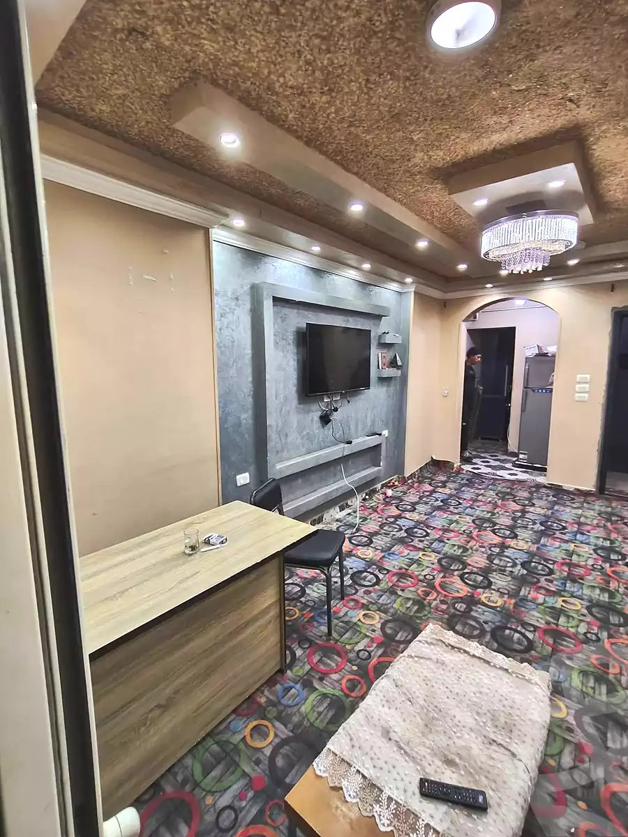 https://aqarmap.com.eg/en/listing/7083901-for-sale-cairo-helwan-hadayek-helwan-nile-corniche-st