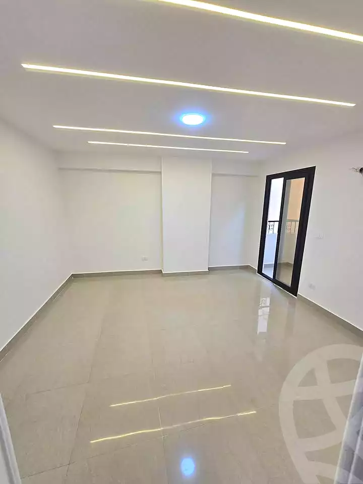 https://aqarmap.com.eg/ar/listing/7084027-for-sale-alexandria-miami-mahmoud-el-isawy-st