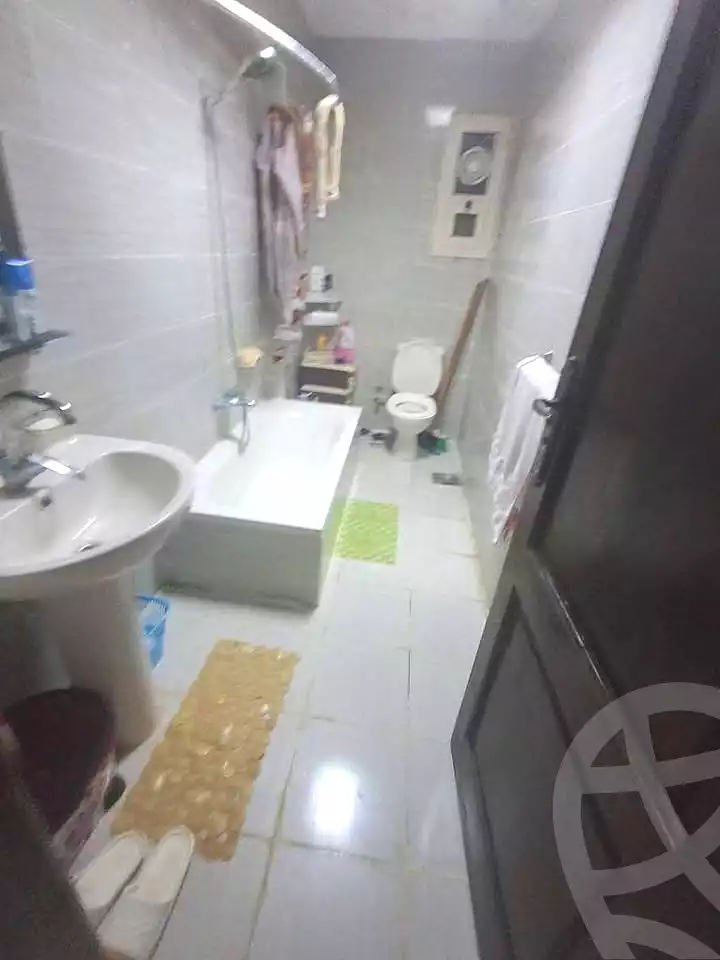 https://aqarmap.com.eg/ar/listing/7084597-for-sale-alexandria-al-agamy-lbytsh-bianchiii-el-arbaeen-st