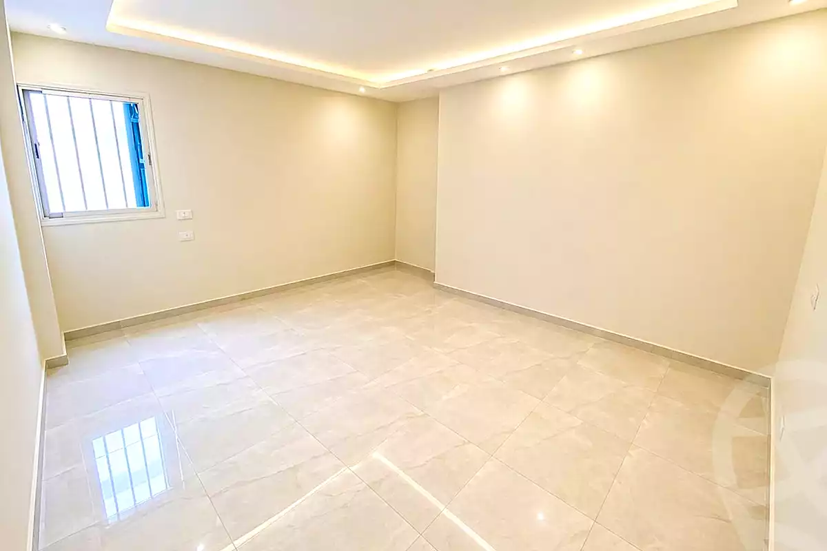 https://aqarmap.com.eg/ar/listing/7084835-for-sale-alexandria-sporting-el-geish-road