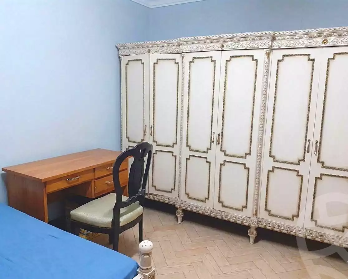 https://aqarmap.com.eg/ar/listing/7084863-for-sale-alexandria-moharram-bey-al-mahkama-st