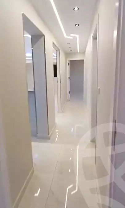 https://aqarmap.com.eg/ar/listing/7085121-for-rent-cairo-helwan-hadayek-helwan-nile-corniche-st