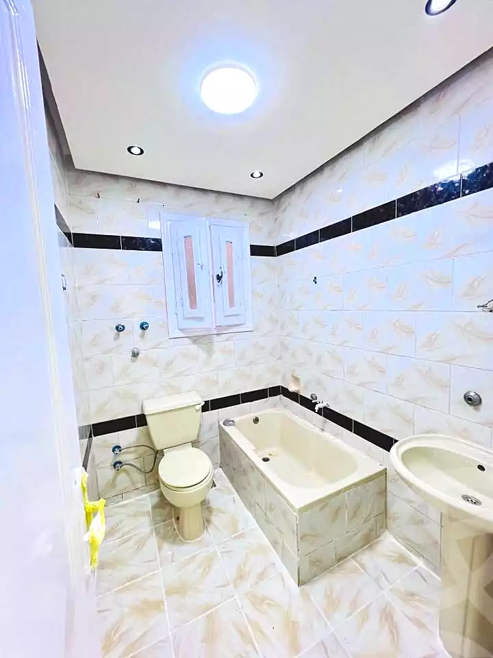https://aqarmap.com.eg/ar/listing/7085234-for-sale-alexandria-al-agamy-shataa-el-nakheel