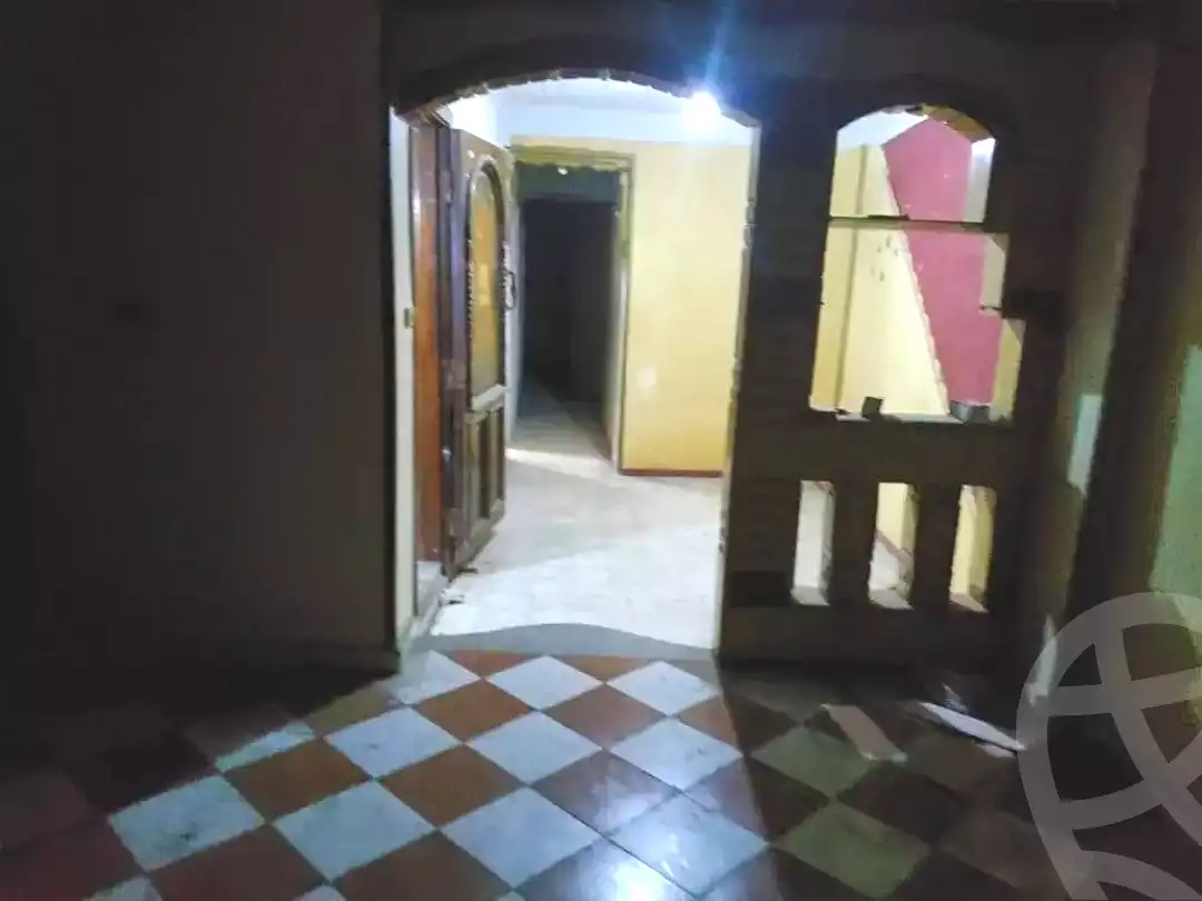 https://aqarmap.com.eg/ar/listing/7085236-for-sale-alexandria-el-asafra-shr-45