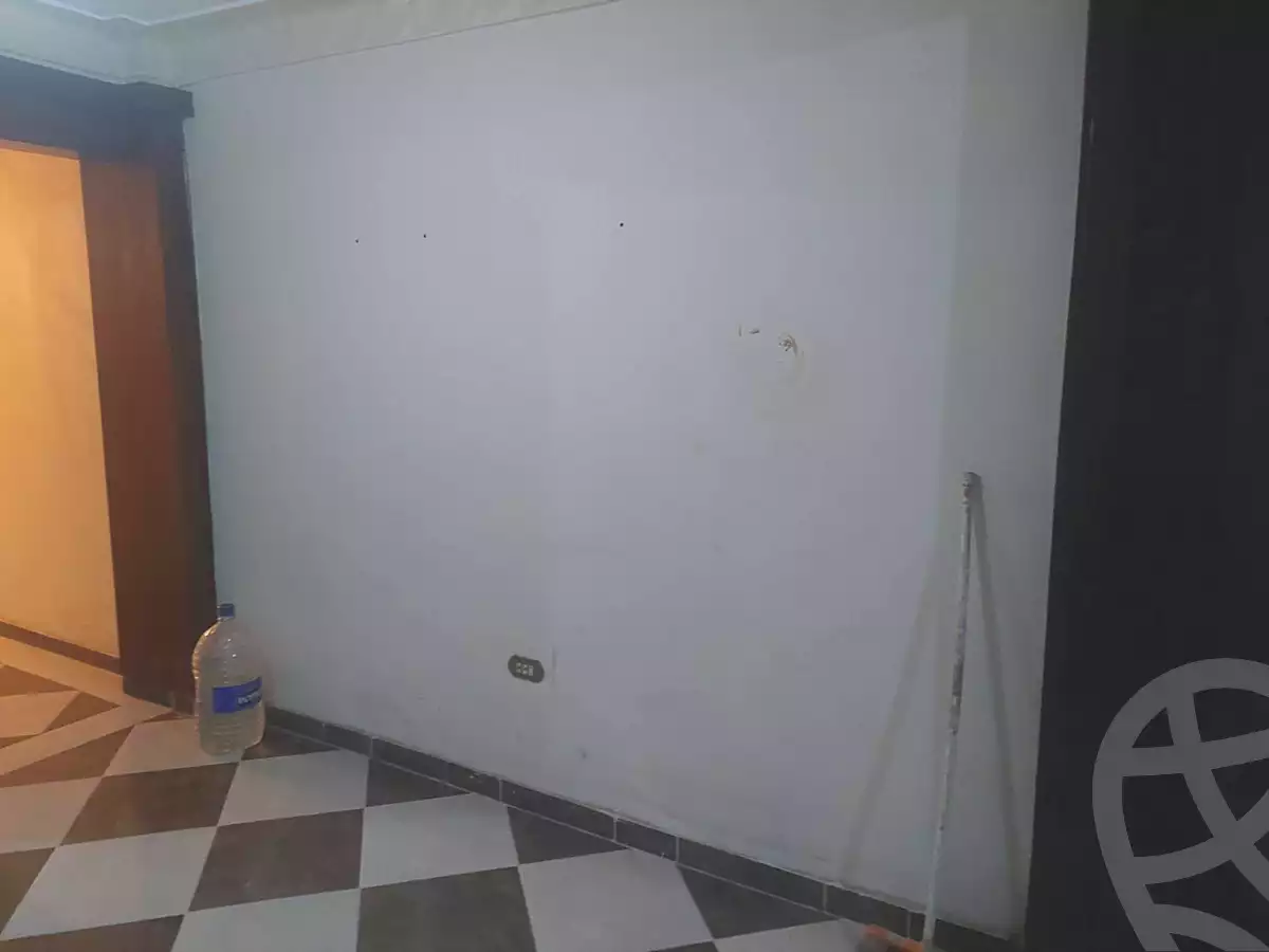 https://aqarmap.com.eg/en/listing/7085256-for-sale-alexandria-fyktwry-el-galaa-st