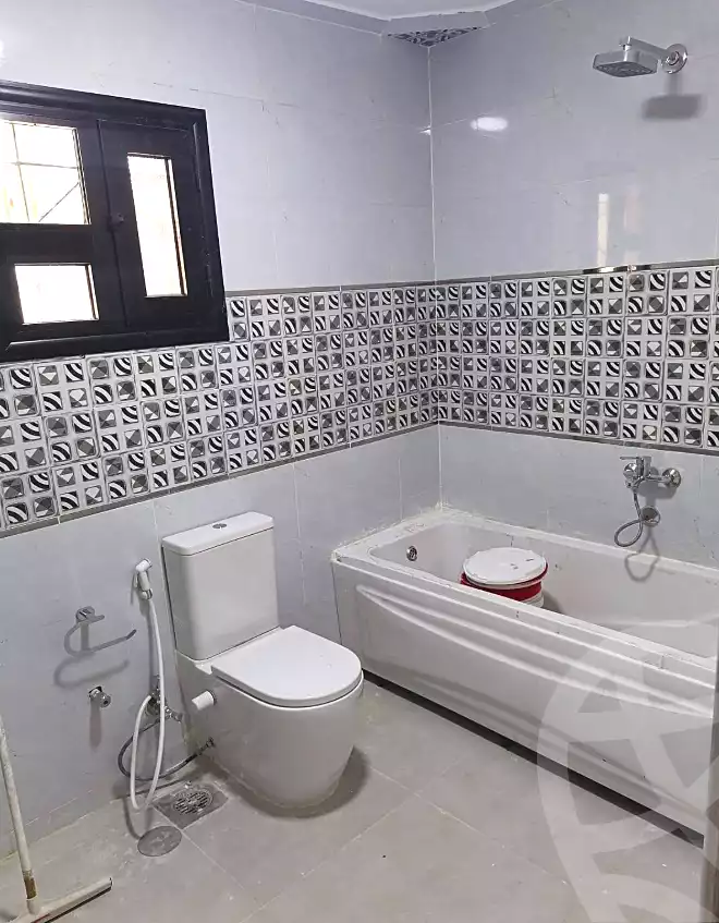 https://aqarmap.com.eg/en/listing/7085418-for-sale-cairo-helwan-sherif-st