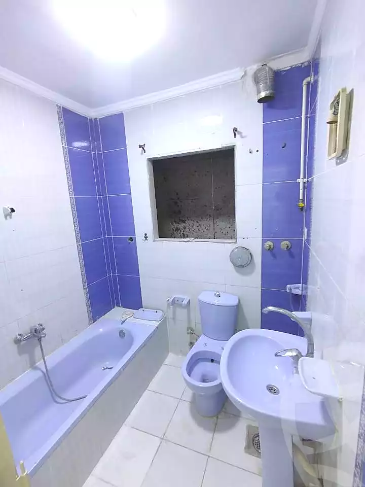 https://aqarmap.com.eg/ar/listing/7085490-for-sale-alexandria-lsywf-el-falki