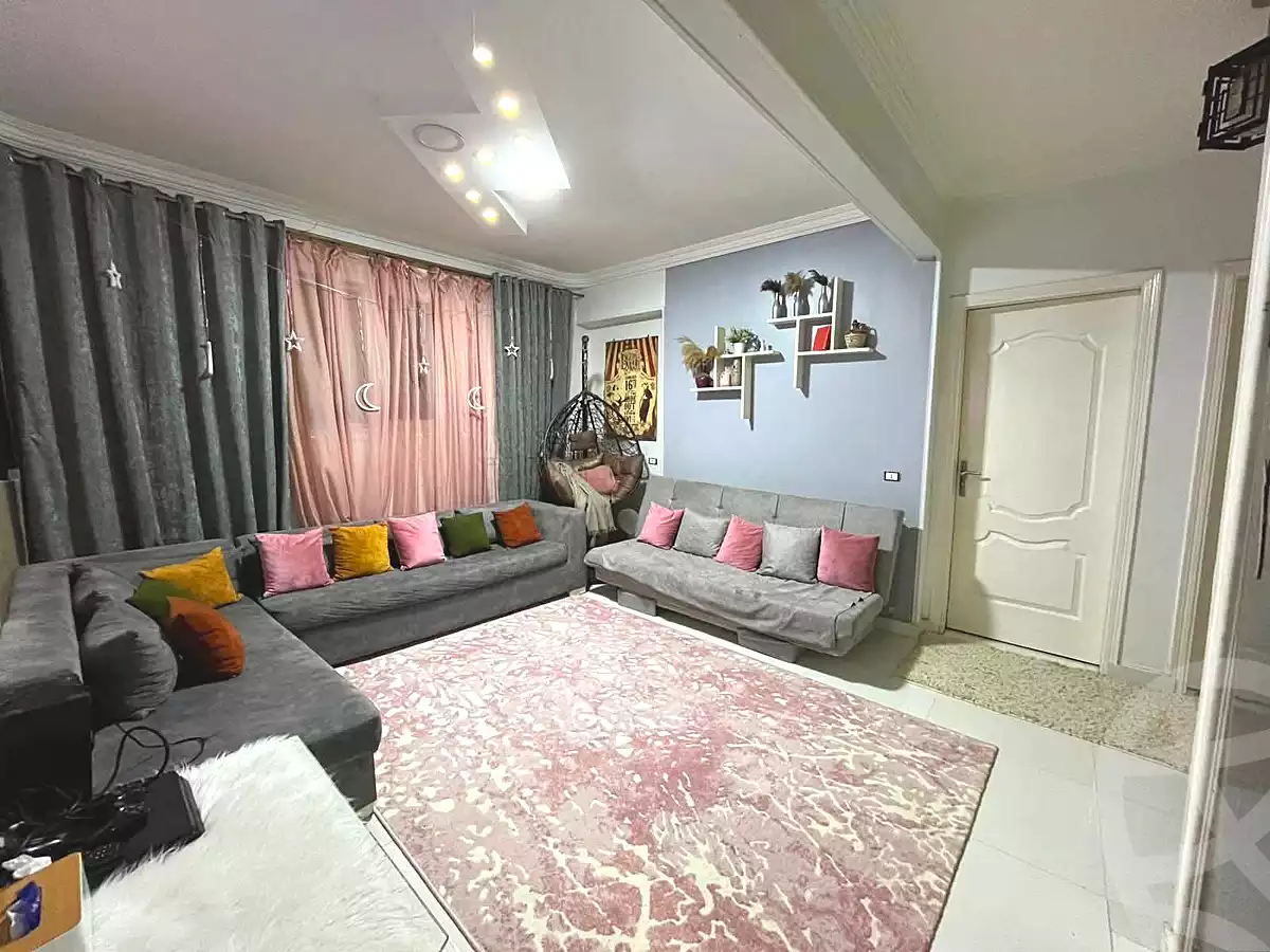 https://aqarmap.com.eg/ar/listing/7085507-for-sale-cairo-el-haram-el-lebeny-el-magzar-el-aly-st