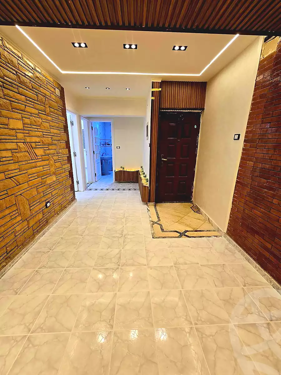 https://aqarmap.com.eg/en/listing/7085639-for-sale-alexandria-al-agamy-shataa-el-nakheel