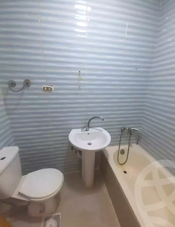 https://aqarmap.com.eg/ar/listing/7085866-for-sale-alexandria-al-agamy-shataa-el-nakheel