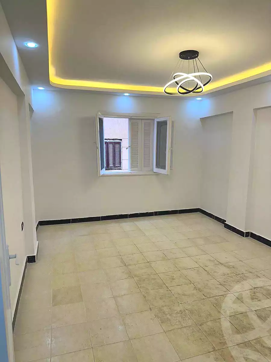 https://aqarmap.com.eg/ar/listing/7085918-for-sale-alexandria-al-agamy-el-hanouvel-radwan-st