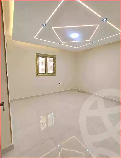 https://aqarmap.com.eg/ar/listing/7085938-for-sale-alexandria-miami-iskandar-ibrahim-st