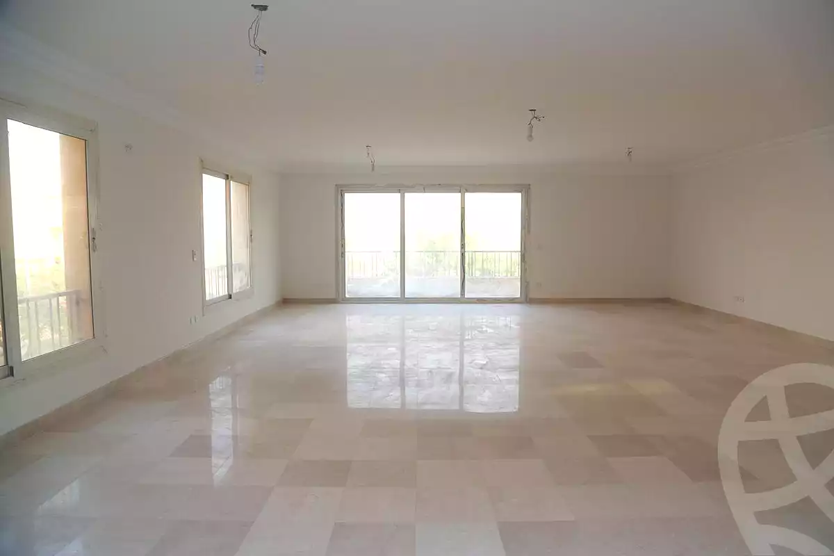 https://aqarmap.com.eg/ar/listing/7084345-for-sale-cairo-new-cairo-ganob-el-akadamiya-south-academy-b-taha-hussein-st