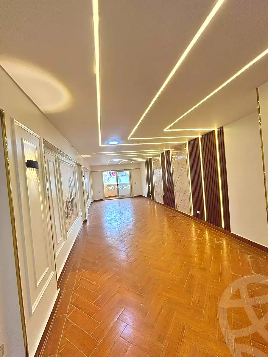 https://aqarmap.com.eg/ar/listing/7086151-for-sale-alexandria-sydy-bshr-sydy-bshr-bhry-khalil-hamada-st