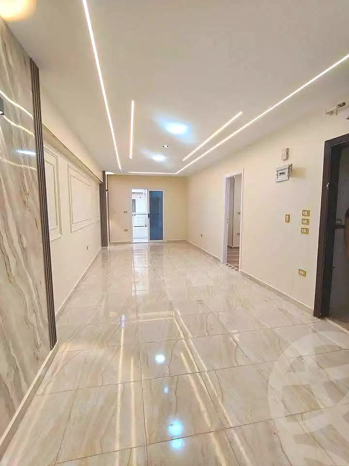 https://aqarmap.com.eg/ar/listing/7086173-for-sale-alexandria-miami-khld-bn-lwlyd