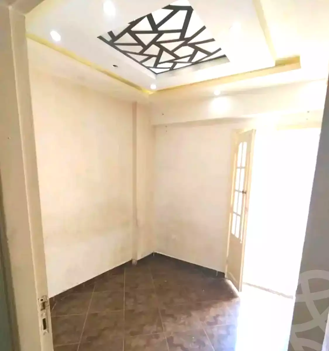 https://aqarmap.com.eg/ar/listing/7086245-for-sale-alexandria-lsywf-el-falki