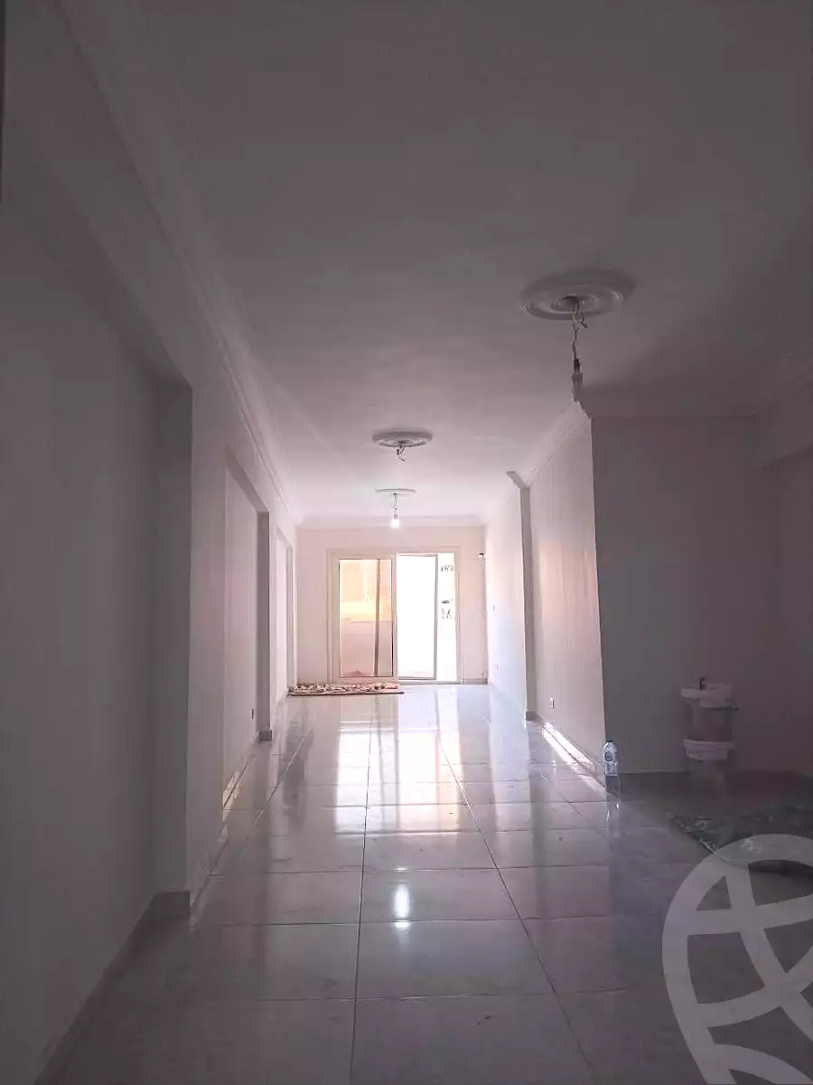 https://aqarmap.com.eg/ar/listing/7086262-for-rent-alexandria-miami-el-gaish-rd-st