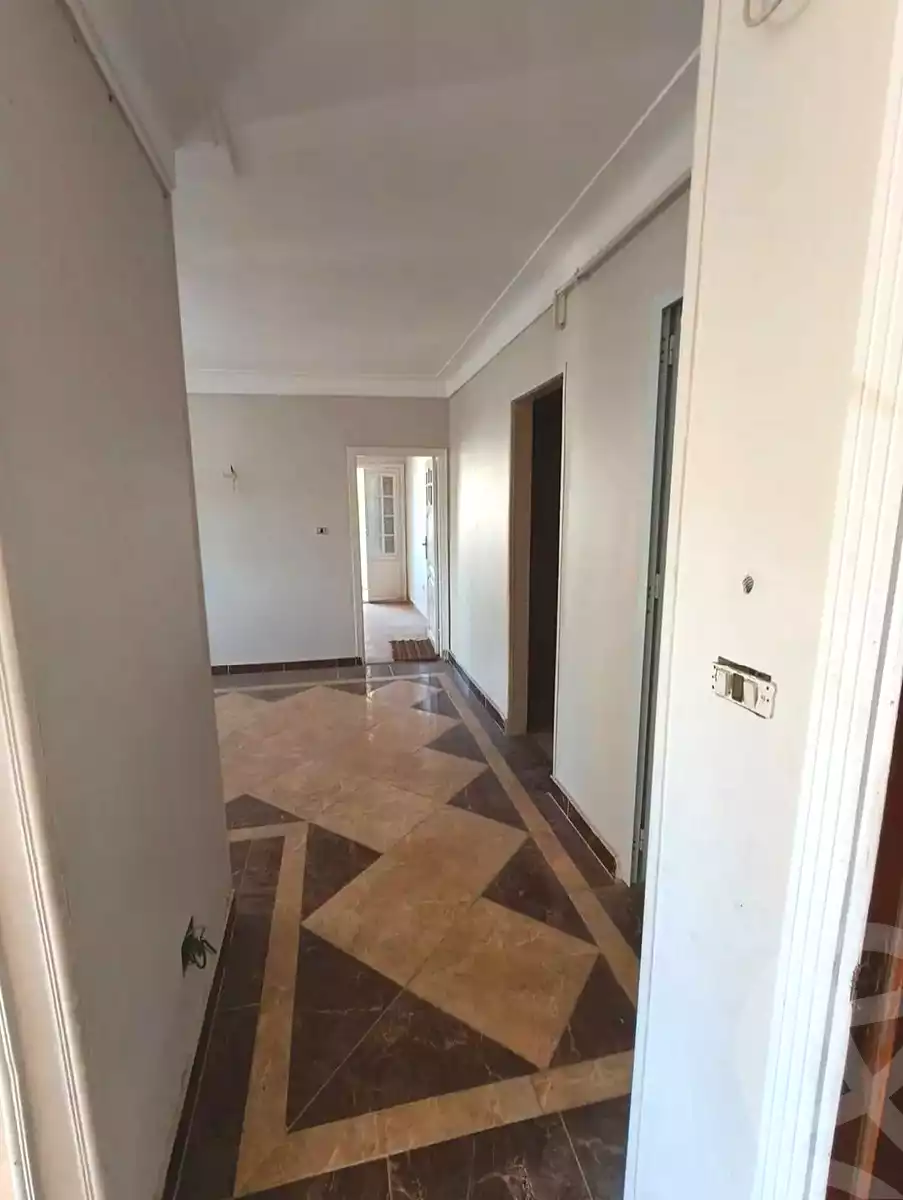 https://aqarmap.com.eg/ar/listing/7086257-for-sale-alexandria-lsywf-el-falki