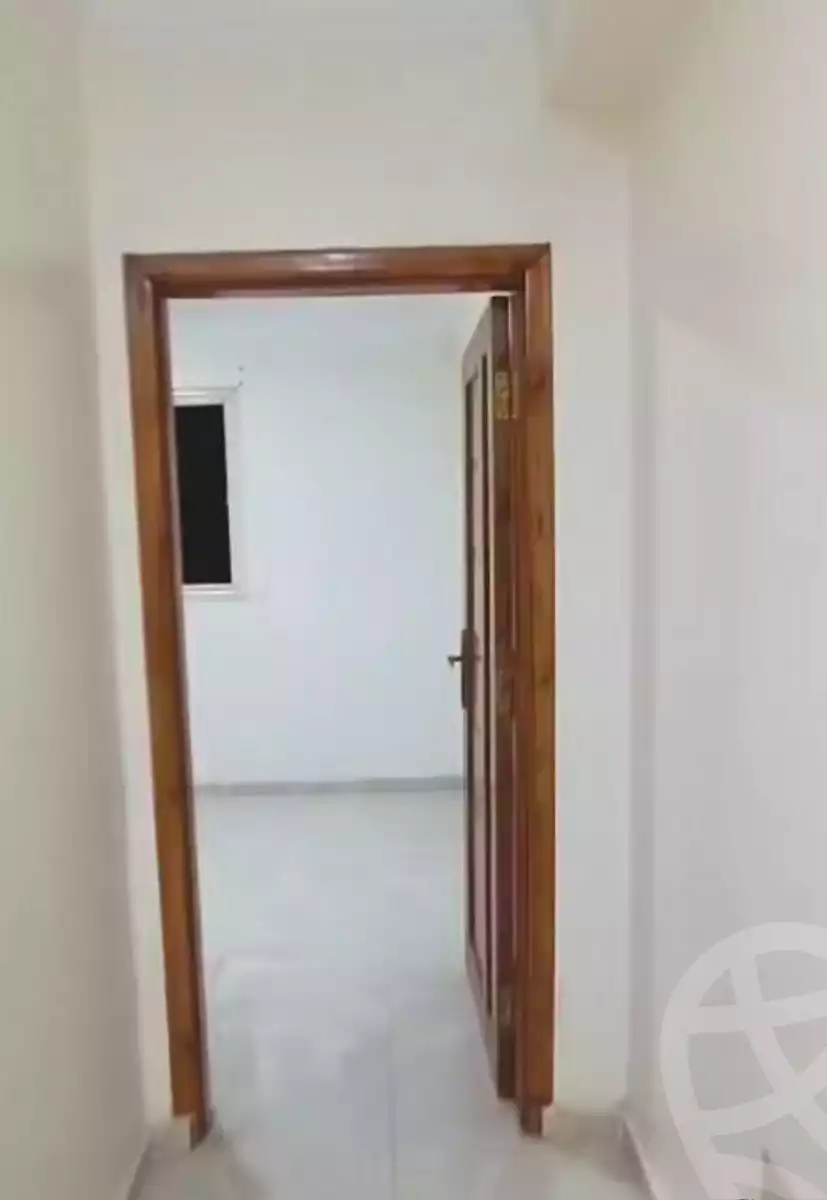https://aqarmap.com.eg/en/listing/7086670-for-sale-cairo-helwan-hadayek-helwan-el-eshrein-st