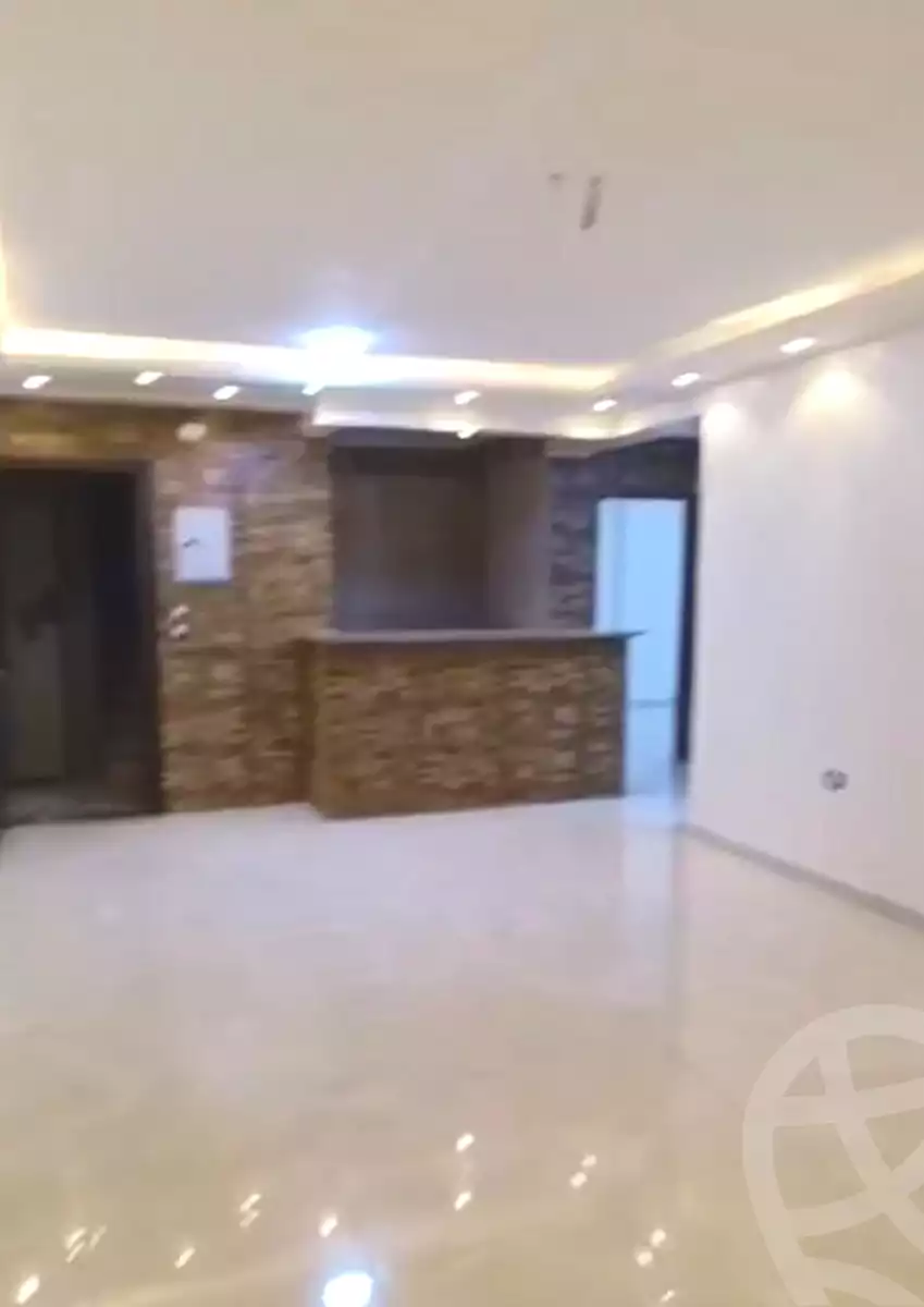 https://aqarmap.com.eg/en/listing/7086670-for-sale-cairo-helwan-hadayek-helwan-el-eshrein-st
