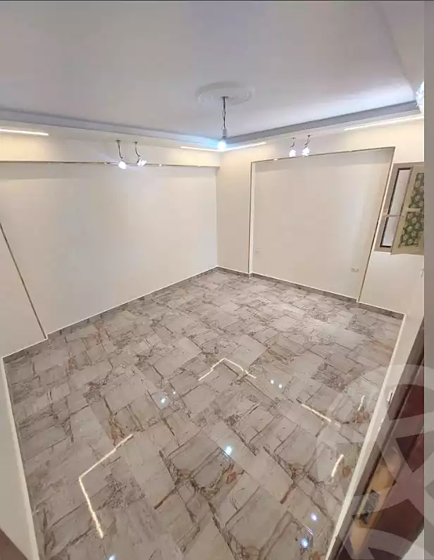 https://aqarmap.com.eg/ar/listing/7086842-for-sale-alexandria-sydy-bshr-sydy-bshr-bhry-khalil-hamada-st