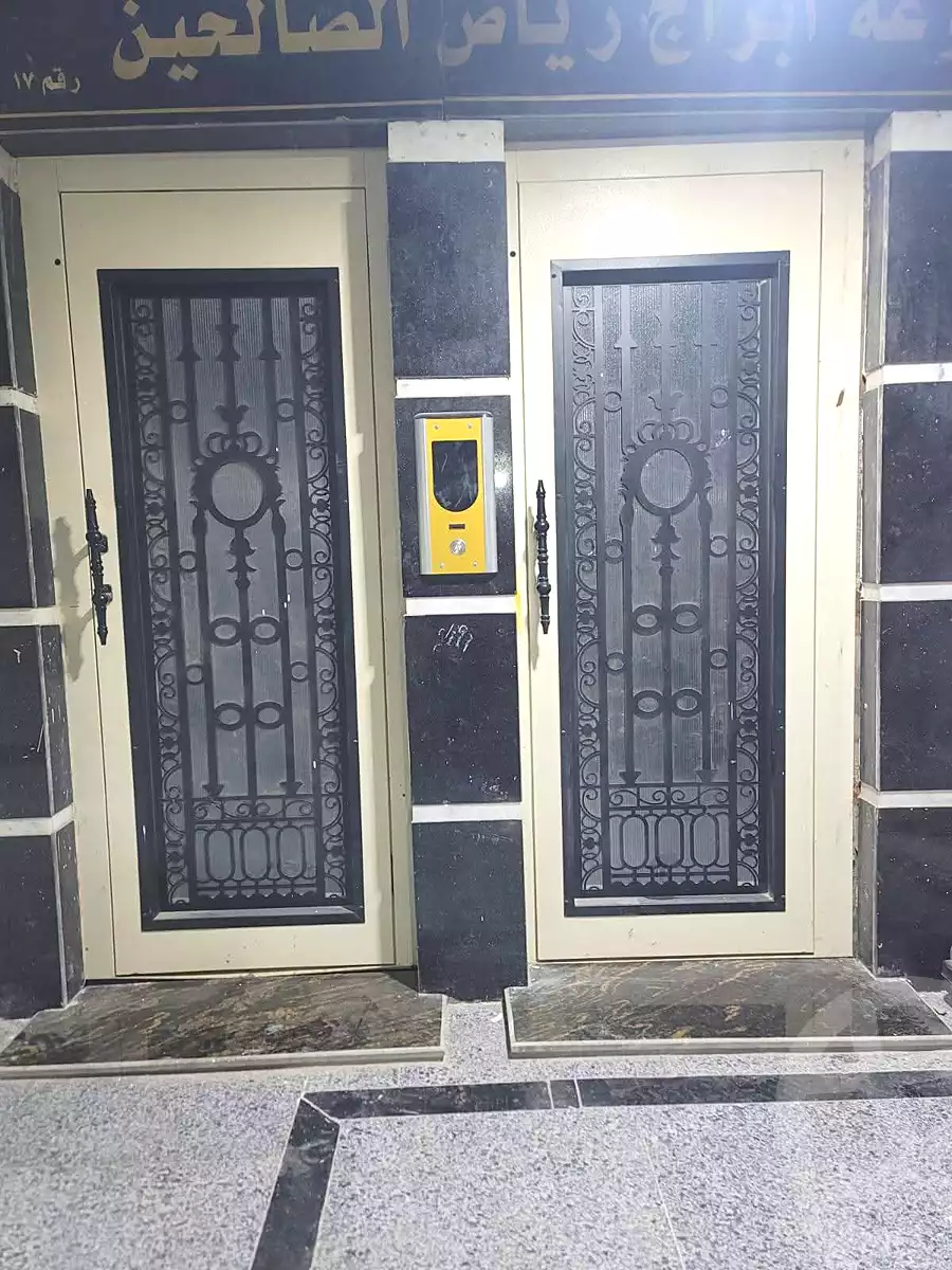 https://aqarmap.com.eg/en/listing/7086853-for-sale-cairo-nozha-2-el-khamseen-st