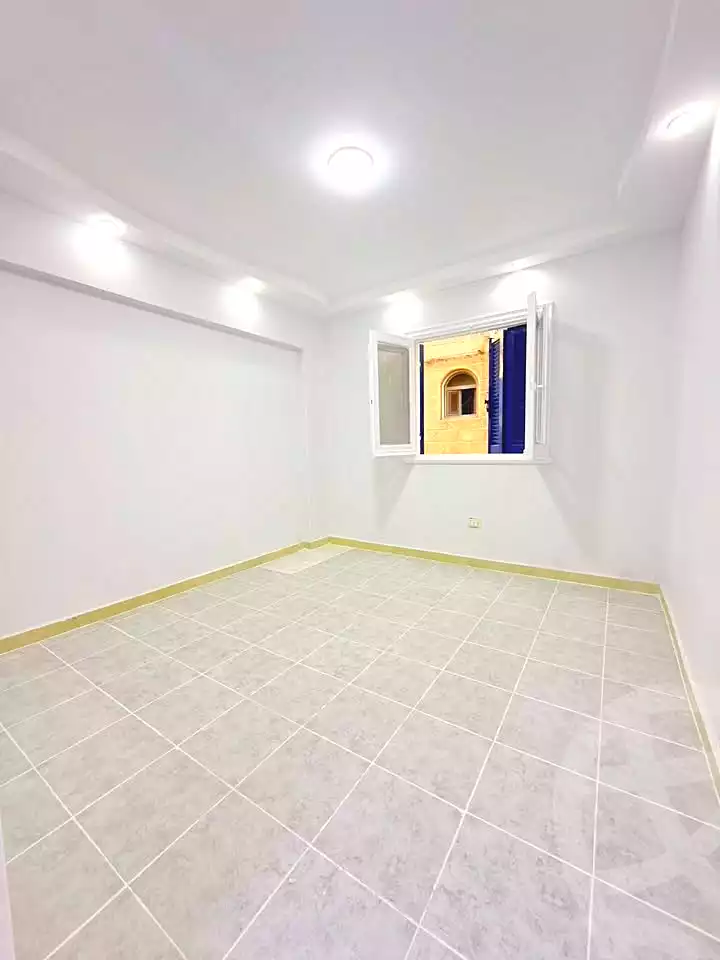 https://aqarmap.com.eg/ar/listing/7086903-for-sale-alexandria-al-agamy-shataa-el-nakheel
