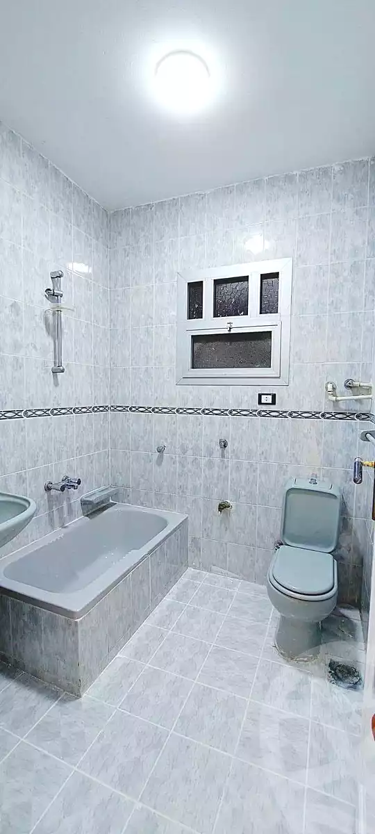 https://aqarmap.com.eg/en/listing/7086983-for-sale-alexandria-al-agamy-shataa-el-nakheel
