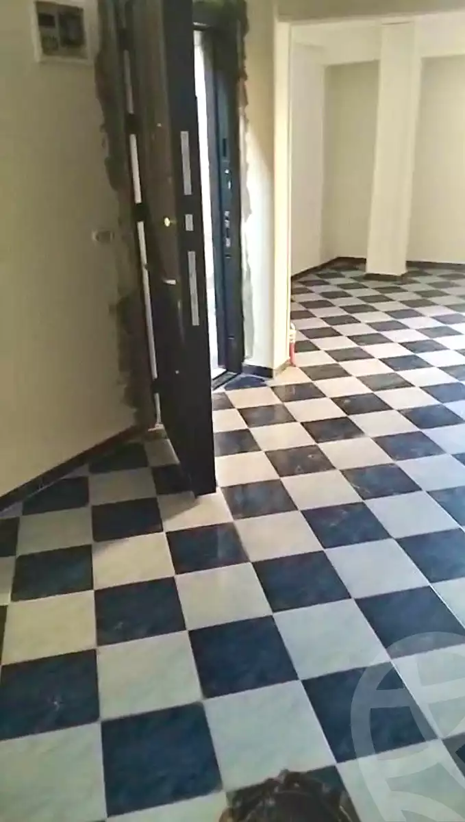 https://aqarmap.com.eg/ar/listing/7087283-for-sale-alexandria-al-agamy-el-hanouvel