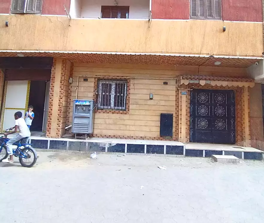 https://aqarmap.com.eg/ar/listing/7087454-for-sale-cairo-faisal-kafr-tohormos-queen-nazli-st