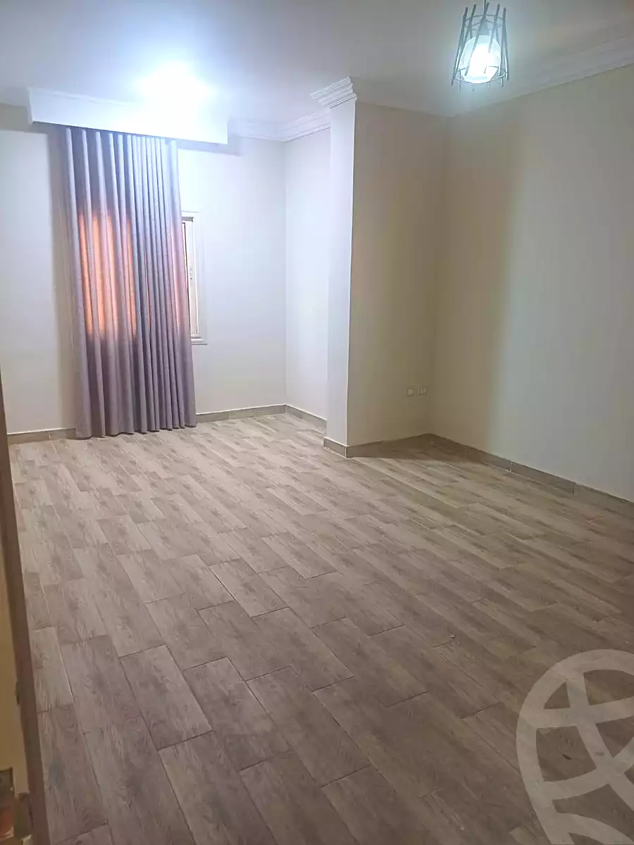 https://aqarmap.com.eg/ar/listing/7087793-for-sale-cairo-new-cairo-south-investors-gamal-abdel-nasser-st