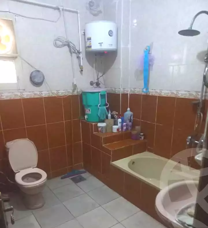 https://aqarmap.com.eg/en/listing/7087867-for-sale-alexandria-al-agamy-el-hanouvel-el-zahraa-city-st