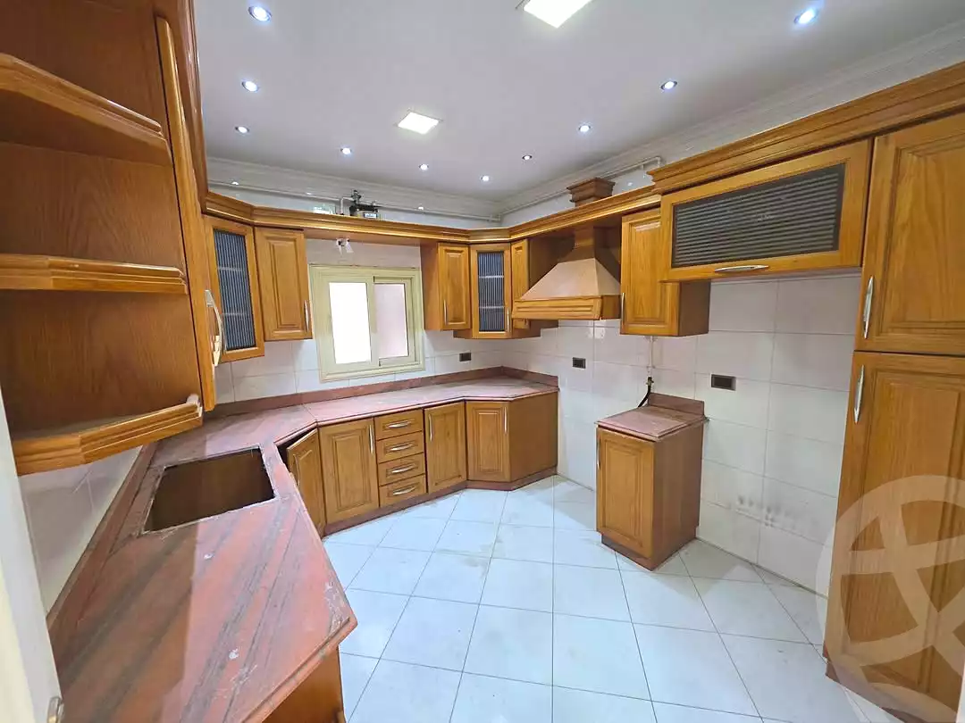 https://aqarmap.com.eg/ar/listing/7087950-for-sale-cairo-new-cairo-el-yassamin-el-yasmeen-7-el-shaikh-hassan-mamoun-st