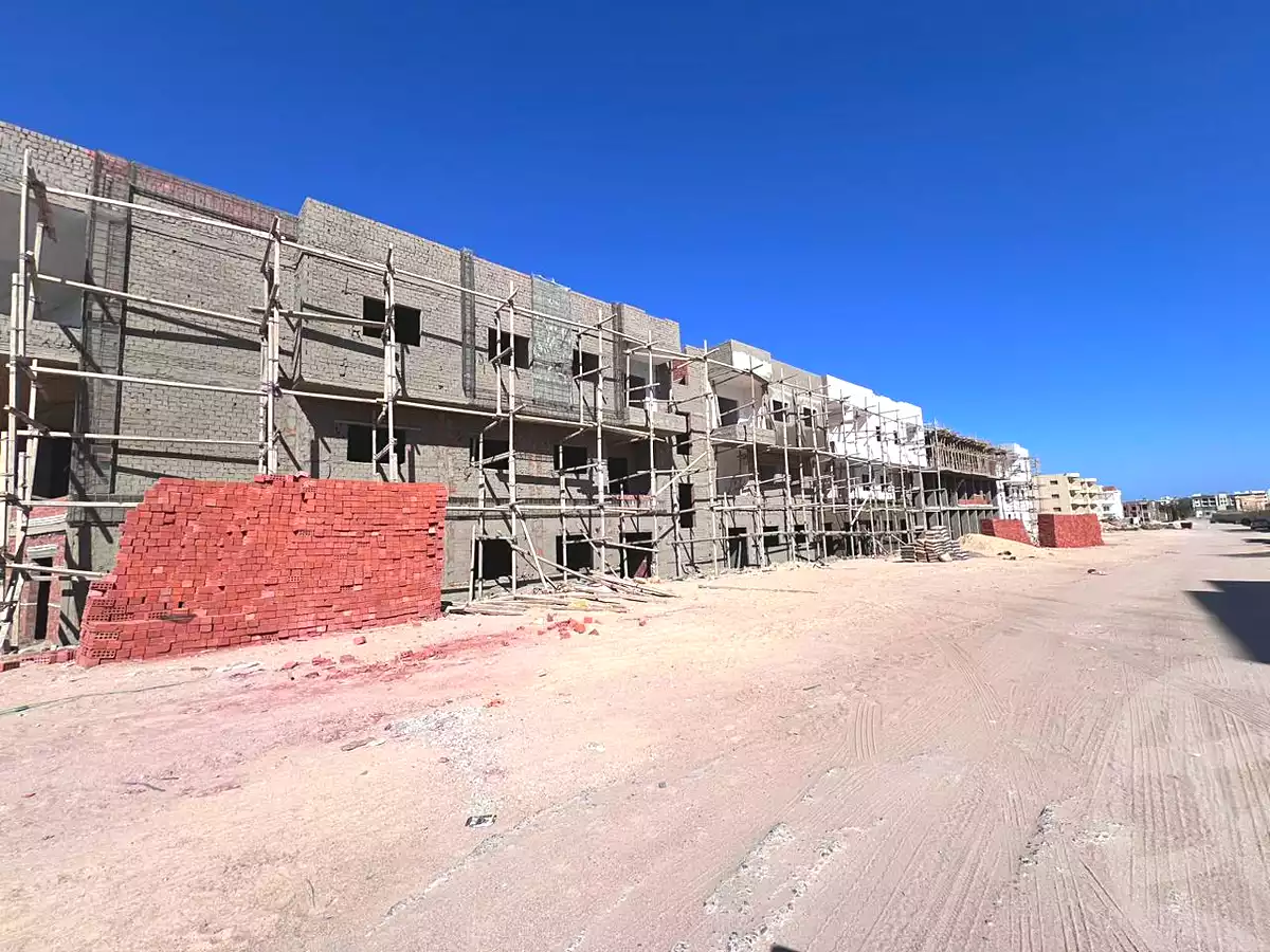 https://aqarmap.com.eg/ar/listing/7087935-for-sale-red-sea-hurghada-resorts-trivana-resort-al-karma