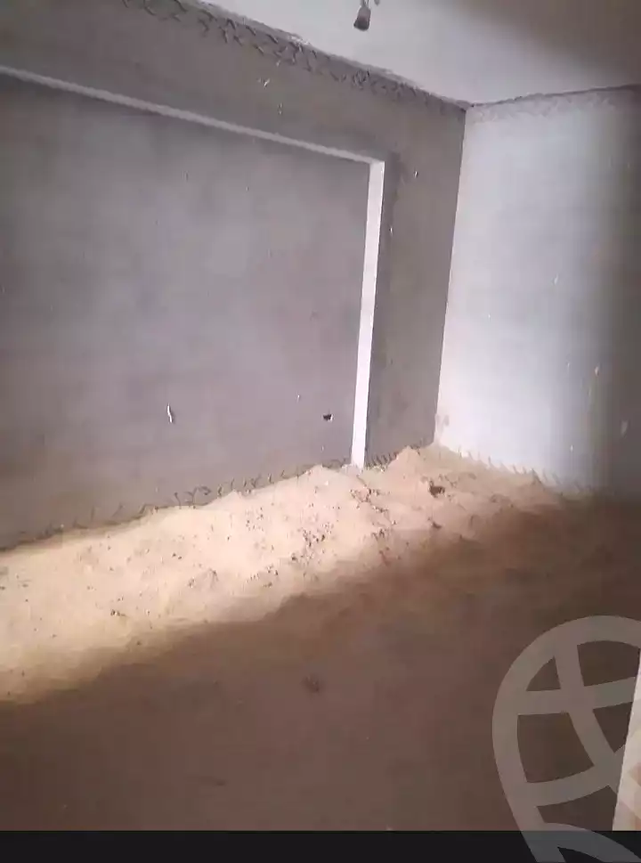 https://aqarmap.com.eg/ar/listing/7088049-for-sale-alexandria-al-agamy-bw-ywsf