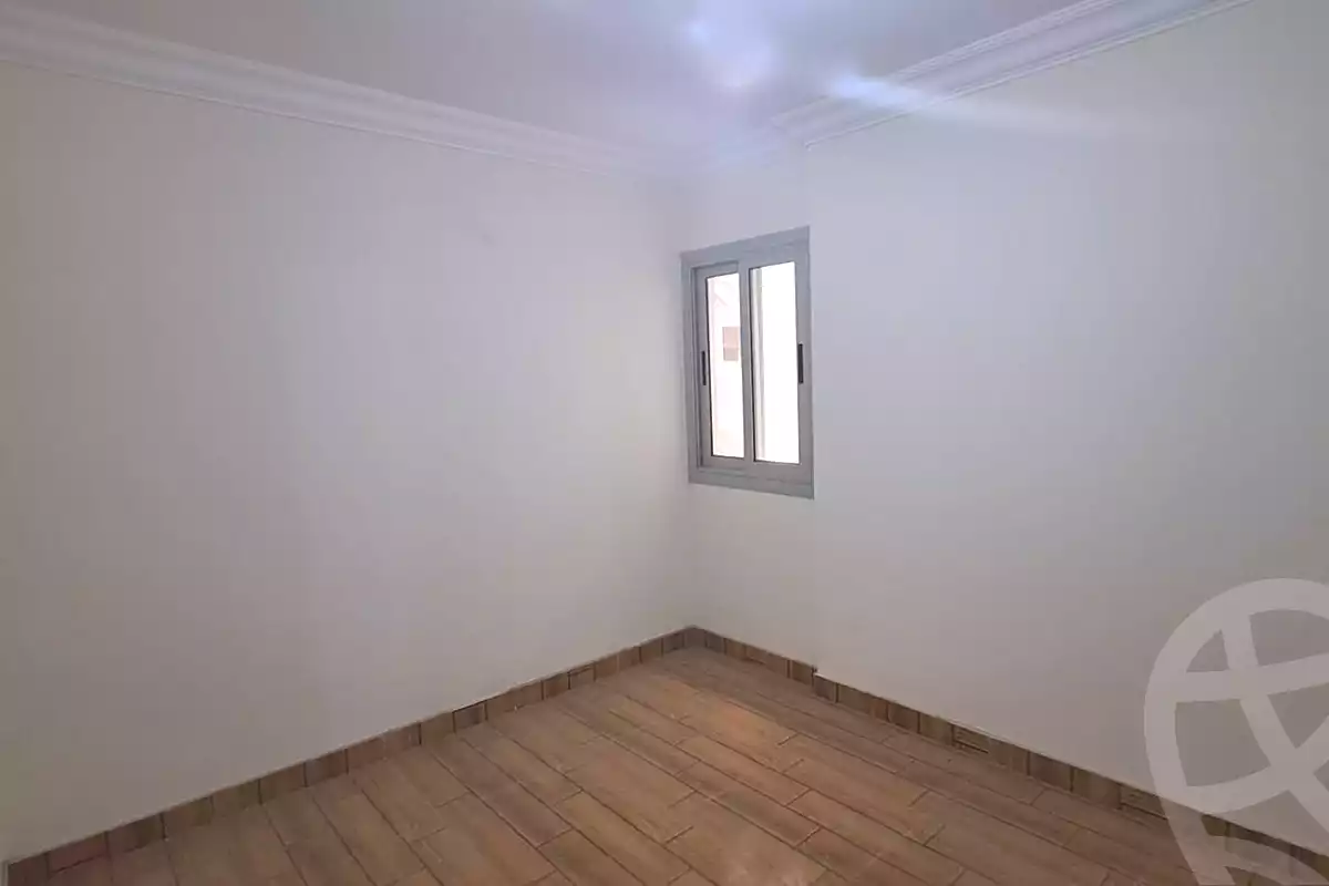 https://aqarmap.com.eg/en/listing/7088475-for-rent-alexandria-smouha-street-38