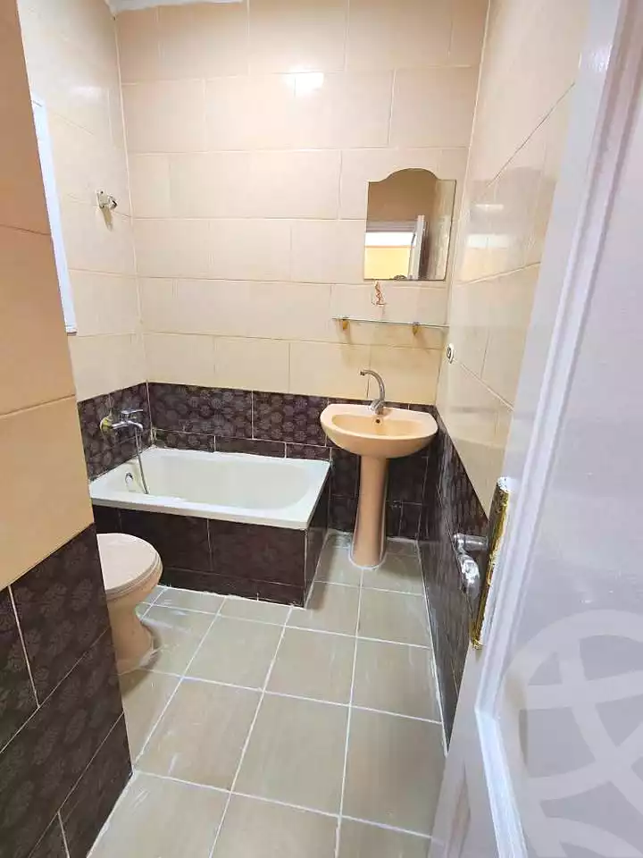 https://aqarmap.com.eg/ar/listing/7088914-for-sale-alexandria-al-agamy-shataa-el-nakheel
