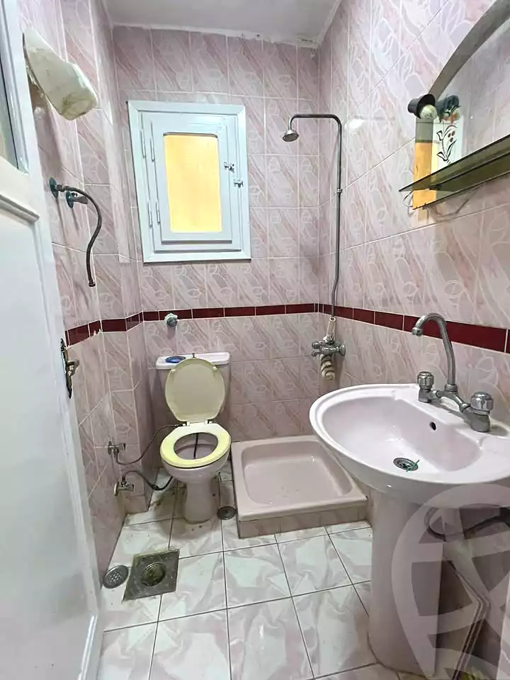 https://aqarmap.com.eg/ar/listing/7089074-for-sale-alexandria-al-agamy-shataa-el-nakheel