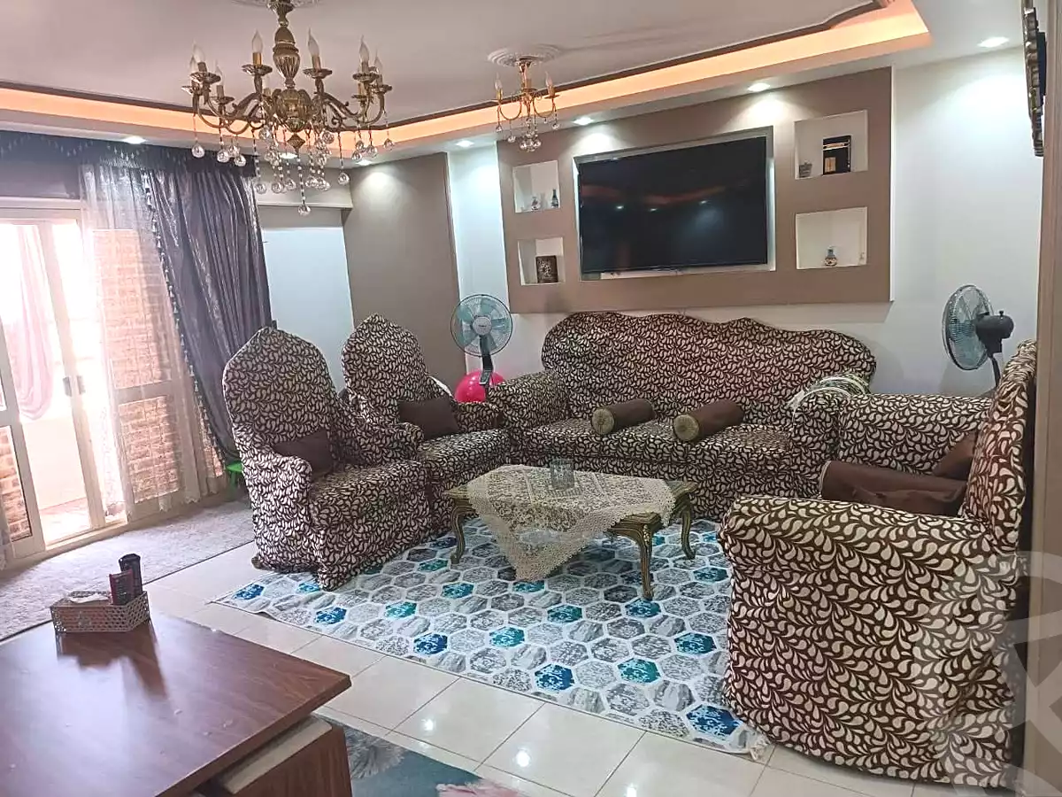 https://aqarmap.com.eg/ar/listing/7089119-for-sale-cairo-helwan-helwan-el-sharkeya-zaki-hawas-st